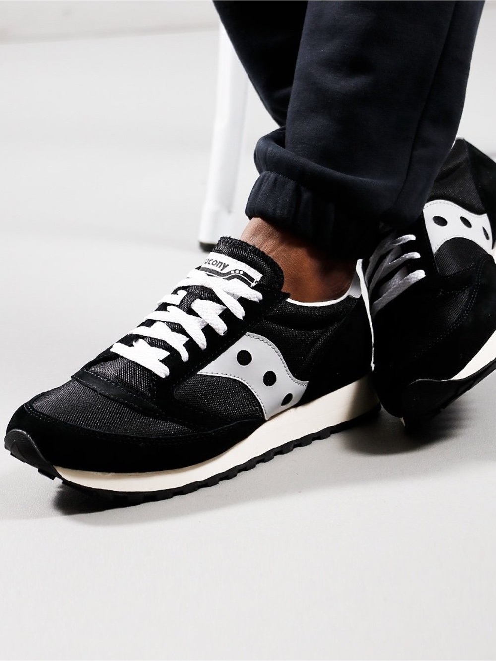Saucony Mens Hornet Sneaker 10.5